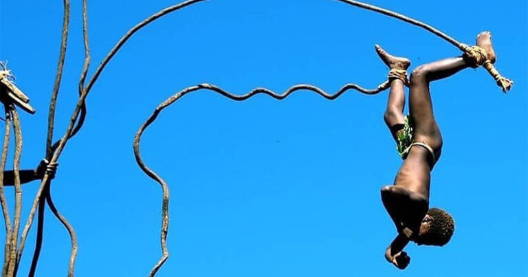 Naghol Ritual Naghol. Il Bungee Jumping sacro delle isole Vanuatu - Sportmemory